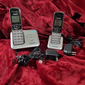 V-Tech Cordless Telephone with Base & One Extension Phone Model CS6419